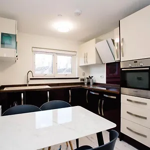 2 Doublebed Flat City, Near Aberdeen